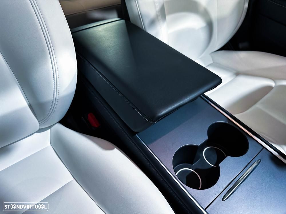 Tesla Model 3 Long Range AWD Dual Motor - 28