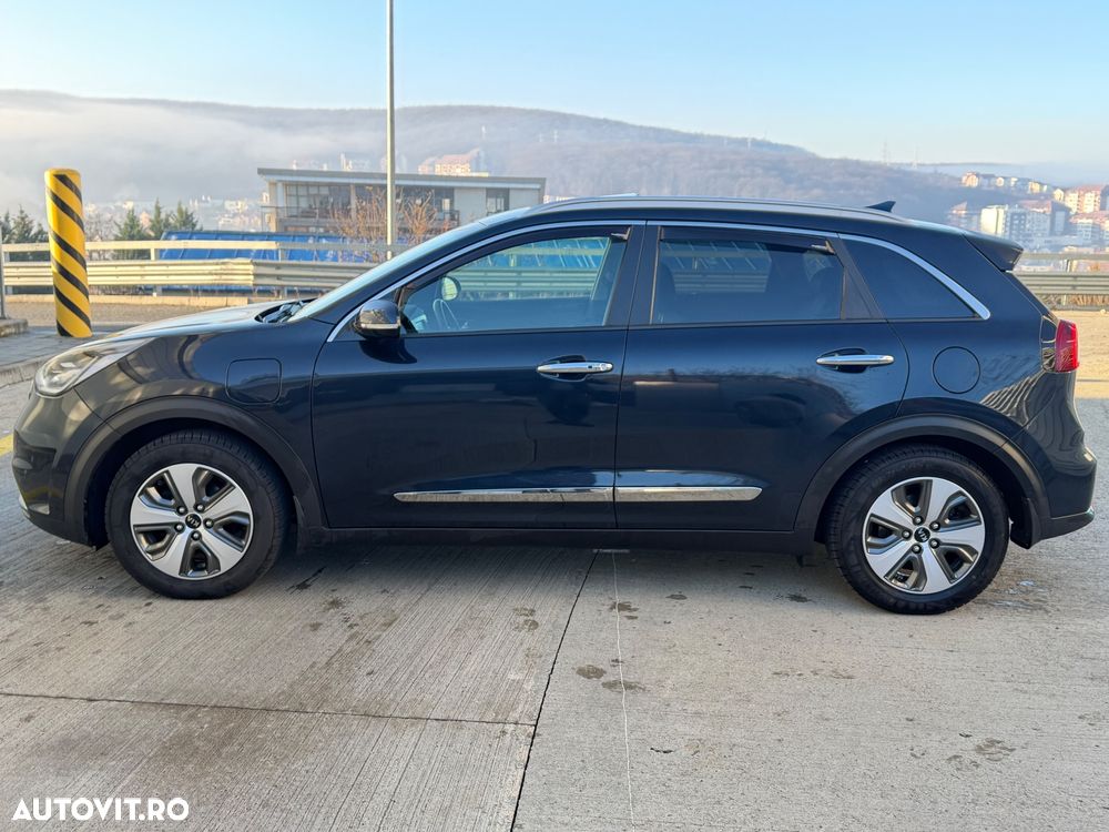 Kia Niro 1.6 GDI PHEV 2WD Aut. Spirit - 2