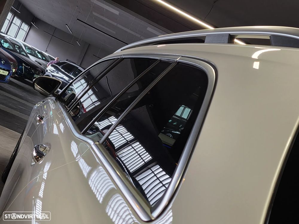 Mercedes-Benz EQB 350 4Matic AMG Line - 8