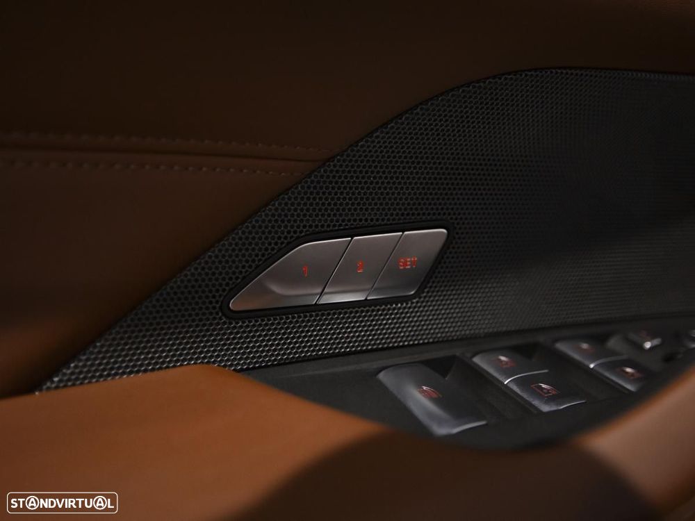 BMW M4 Competition xDrive - 49