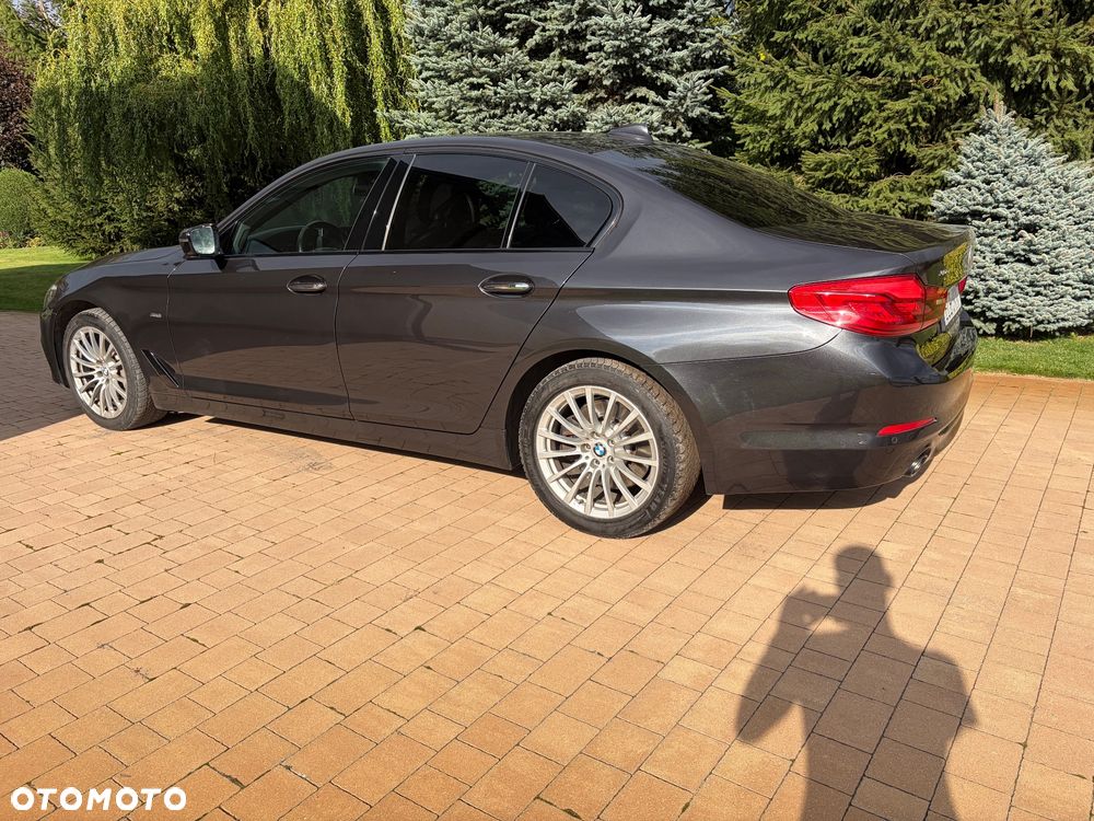 BMW Seria 5 530d xDrive Sport Line sport - 14