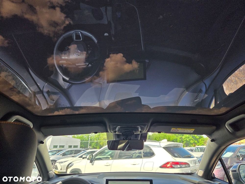 Toyota C-HR - 16