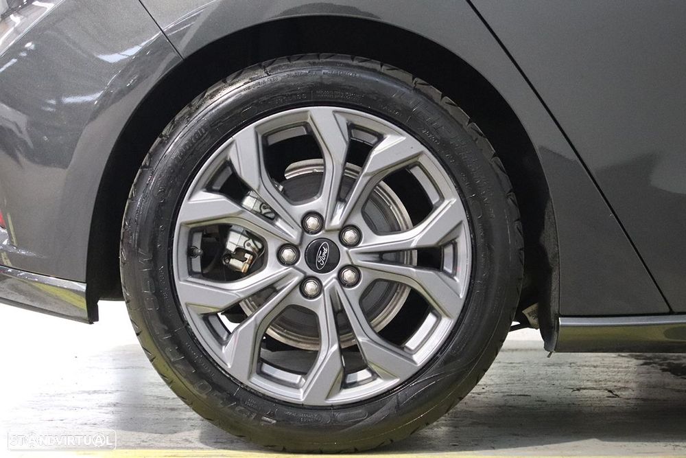 Ford Focus 1.0 EcoBoost MHEV ST-Line X - 5