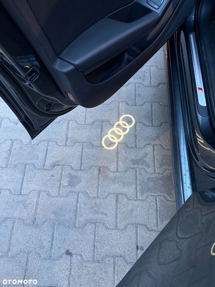 Audi A4 Avant 2.0 TDI DPF clean diesel S line Sportpaket - 9