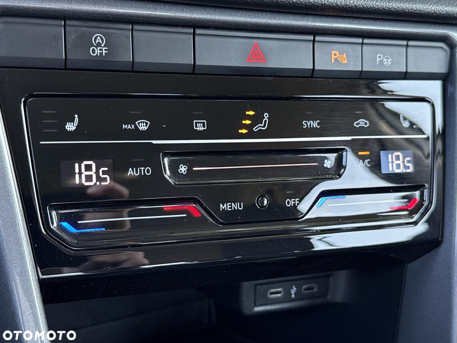 Volkswagen T-Roc 2.0 TSI 4Motion Style DSG - 28