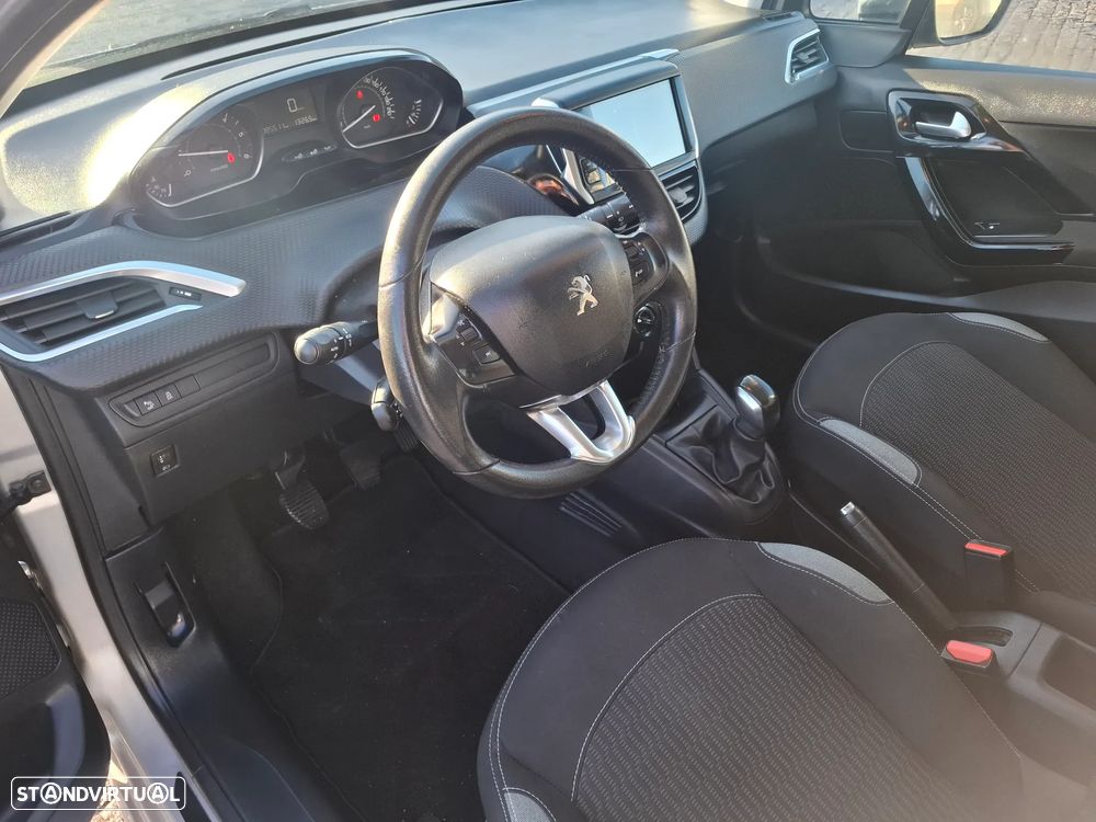 Peugeot 208 1.6 BlueHDi Style - 15