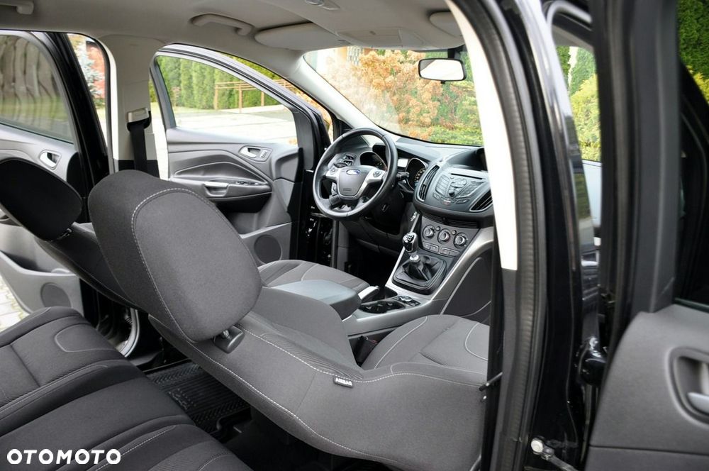 Ford Kuga - 23
