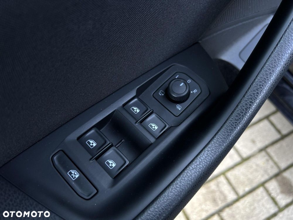 Volkswagen Passat Variant - 11