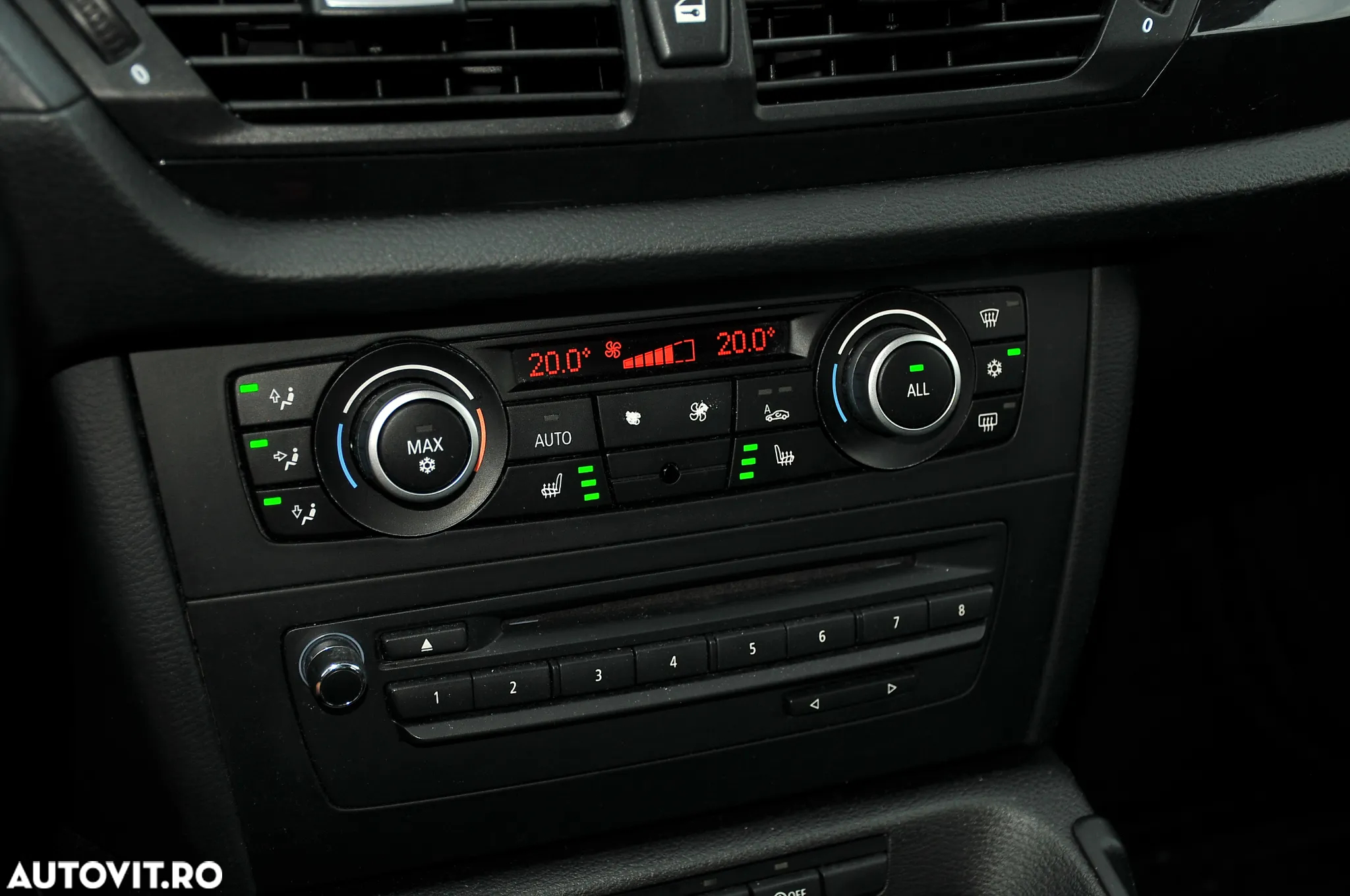 BMW X1 xDrive20d - 8