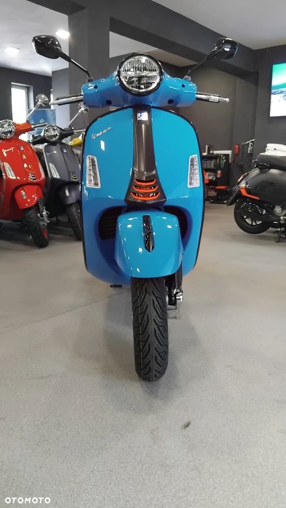 Vespa GTS - 5