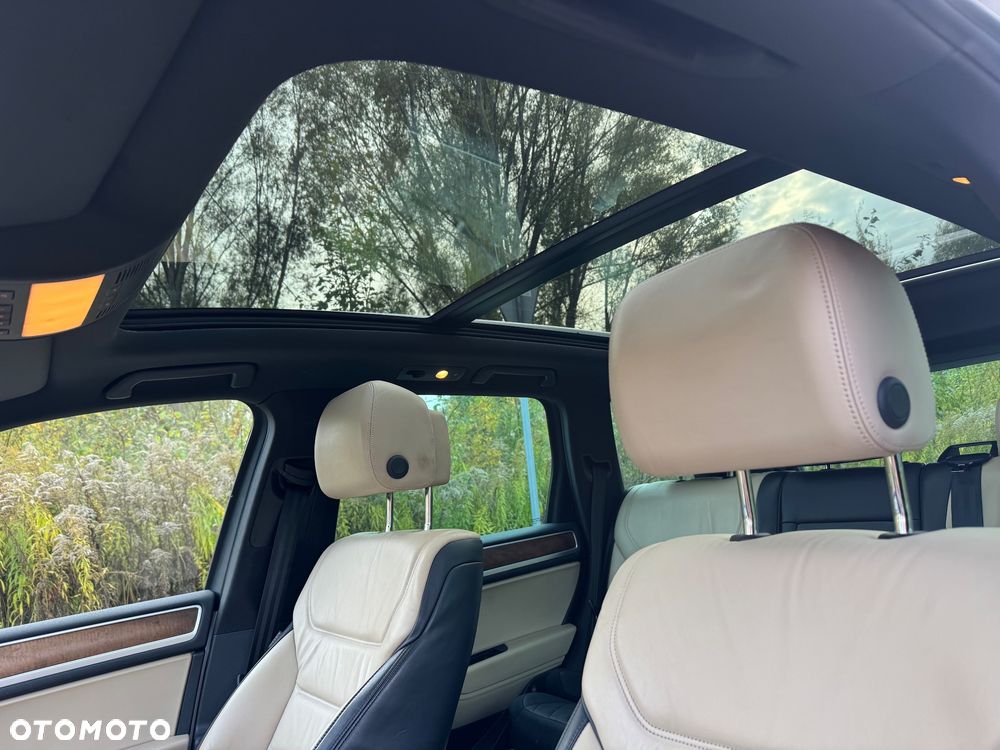 Volkswagen Touareg - 23