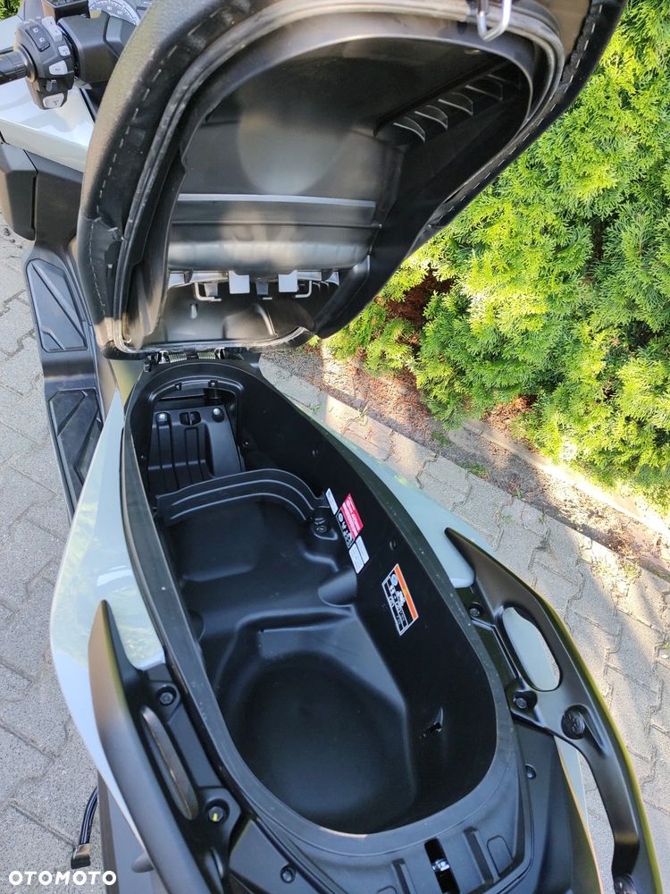 Honda NSS - 12
