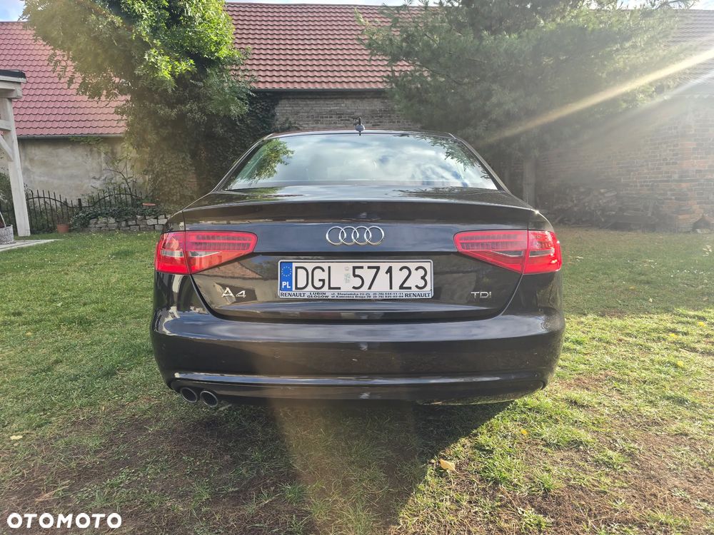 Audi A4 2013 photo 5