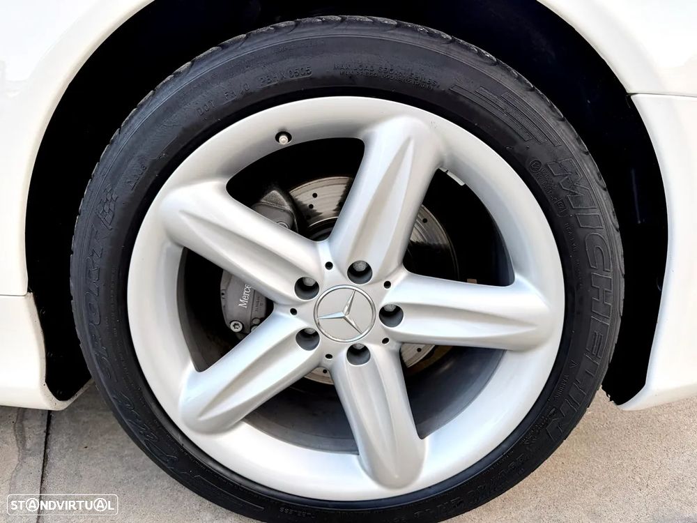 Mercedes-Benz SL 500 Standard - 36