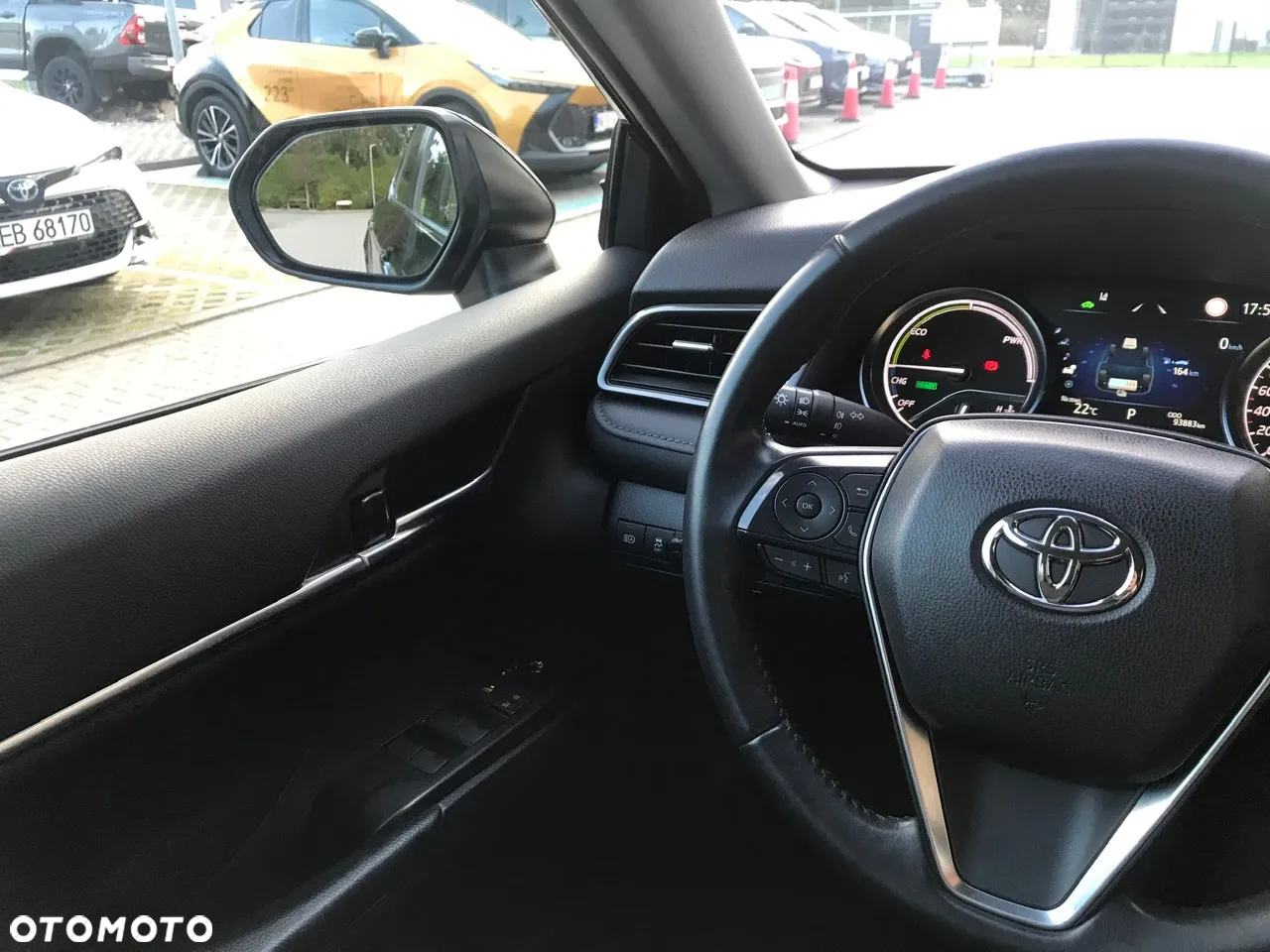 Toyota Camry 2.5 Hybrid Comfort CVT - 25