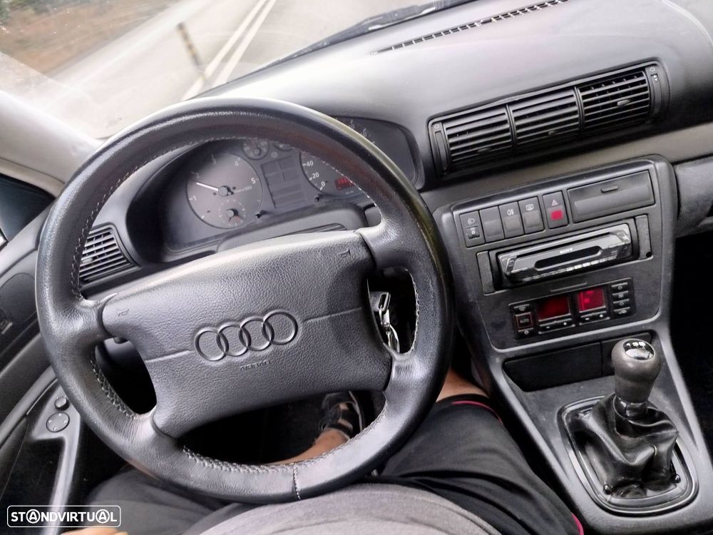 Audi A4 Avant 1.9 TDI Attraction - 5