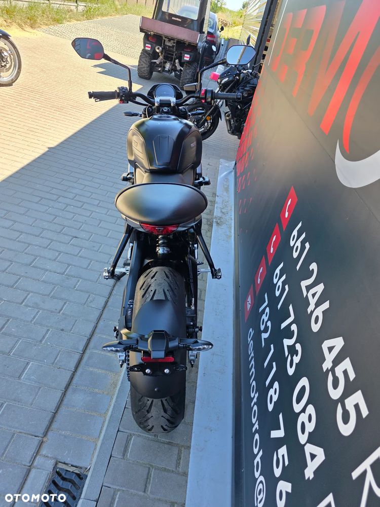 Triumph Trident - 17