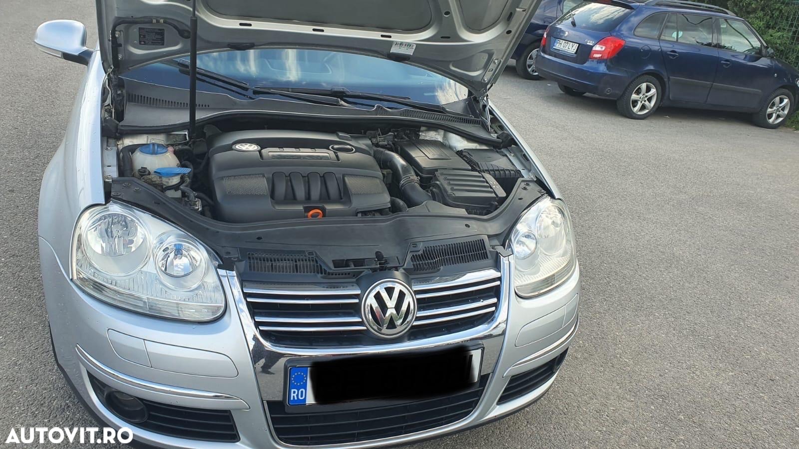 Volkswagen Jetta 1.6 Comfortline - 15