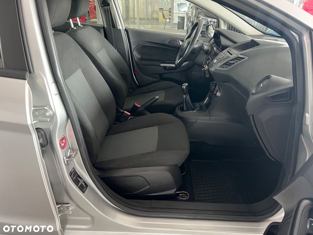 Ford Fiesta 1.25 Silver X (Trend) EU6 - 33