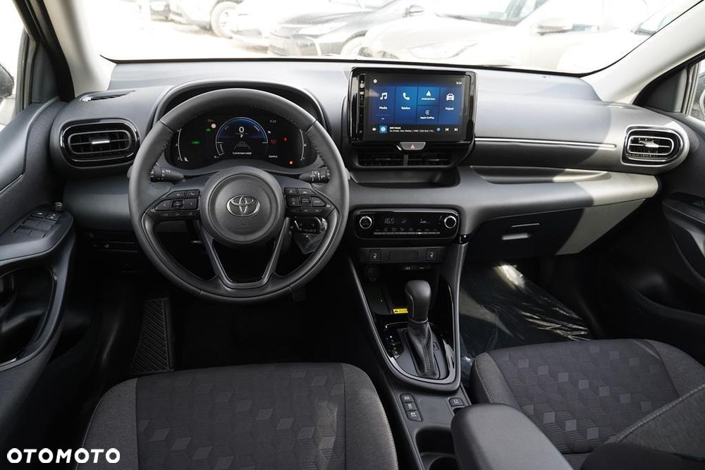 Toyota Yaris Hybrid 1.5 Style - 12