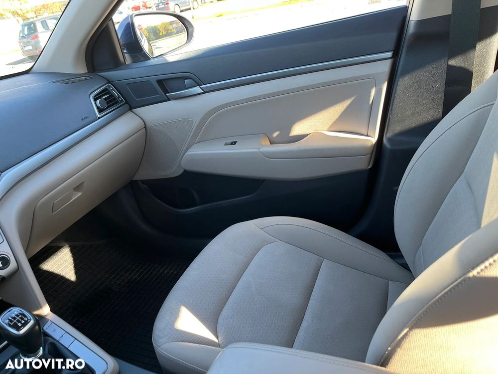 Hyundai Elantra 1.6 MPi Highway - 8