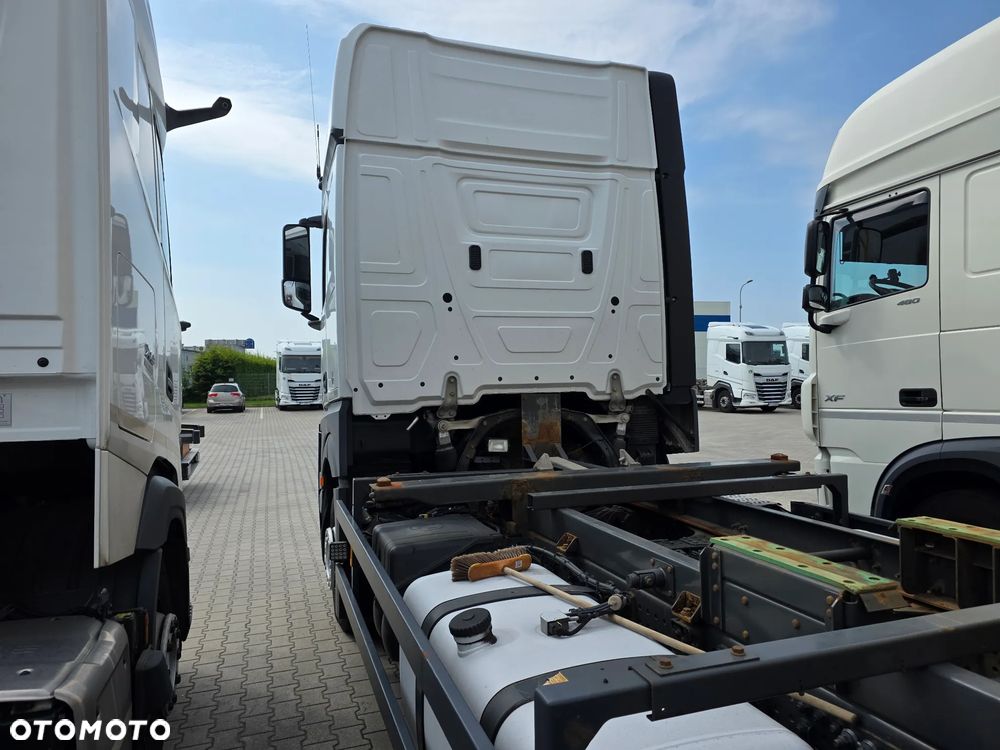 Mercedes-Benz Actros 2542 - 12