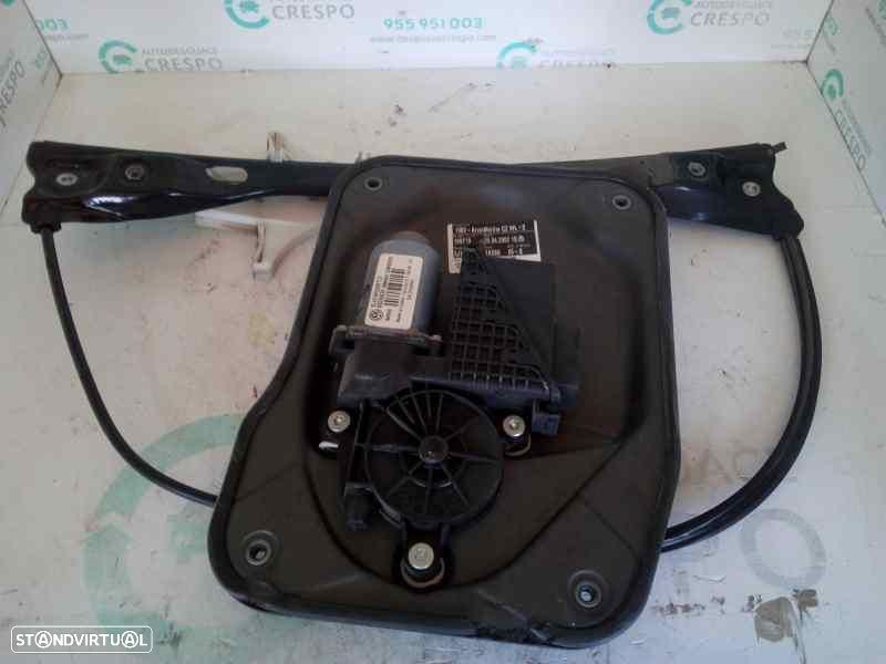 ELEVADOR TRASEIRO DIREITO SKODA ROOMSTER 5J7 - 1