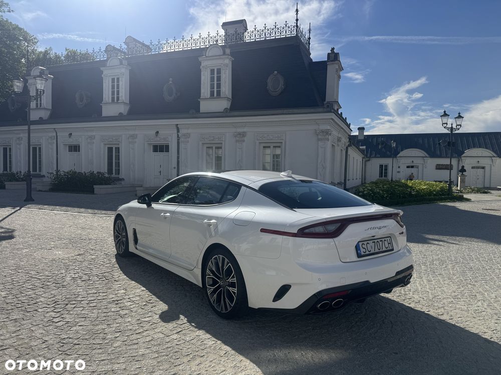 Kia Stinger - 5