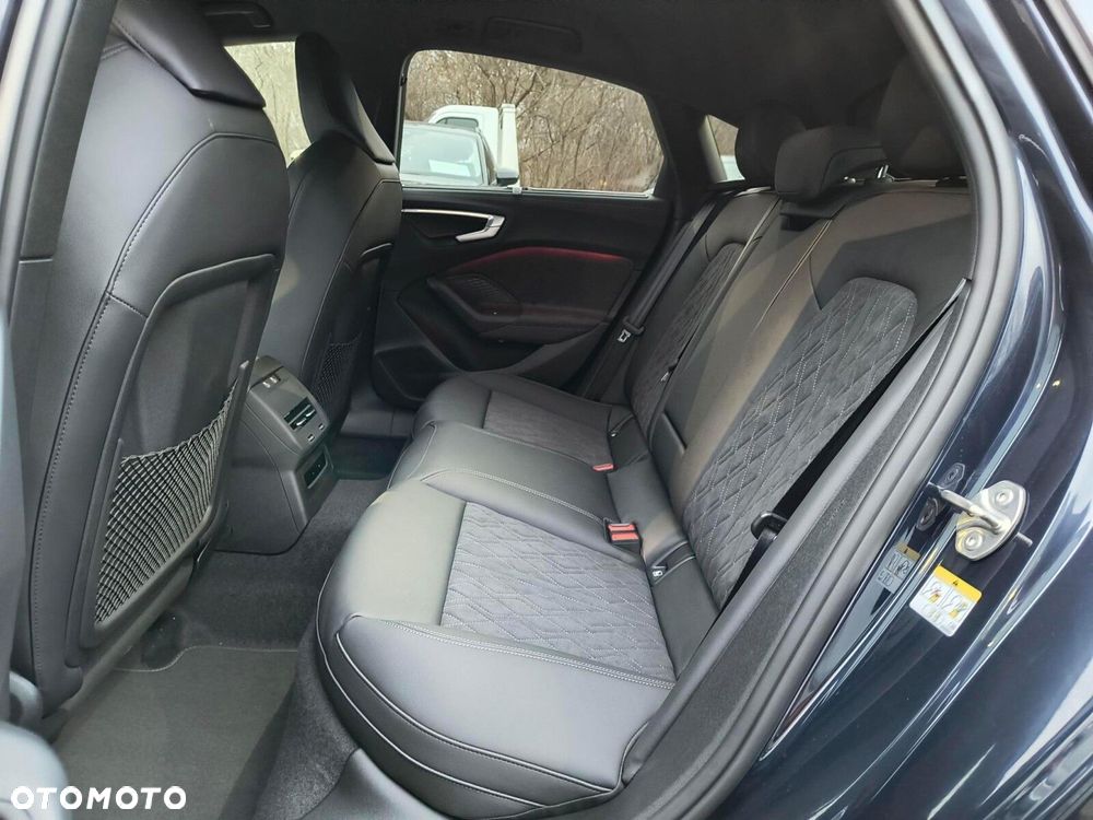 Audi A5 Limousine - 11