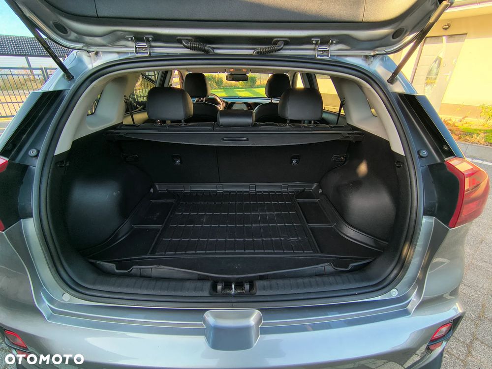 Kia Niro 1.6 GDI Hybrid L - 11