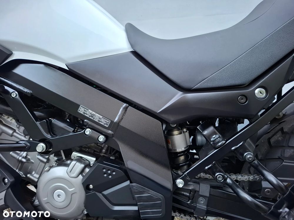 Suzuki DL - 17
