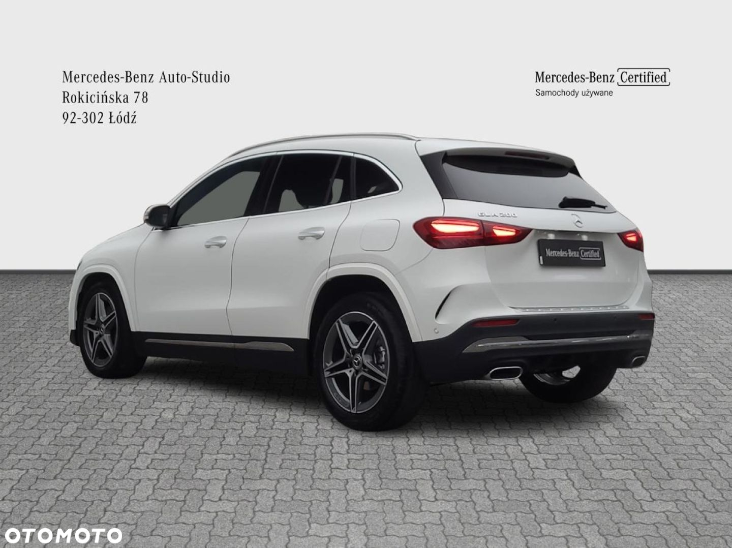 Mercedes-Benz GLA - 4