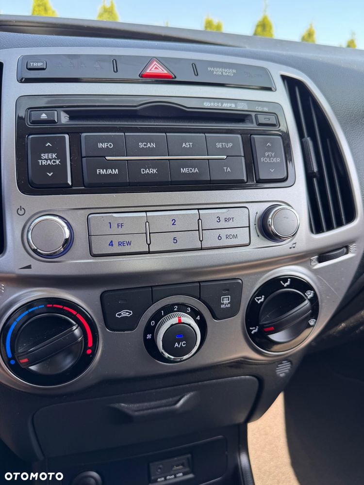 Hyundai i20 1.2 Trend - 20