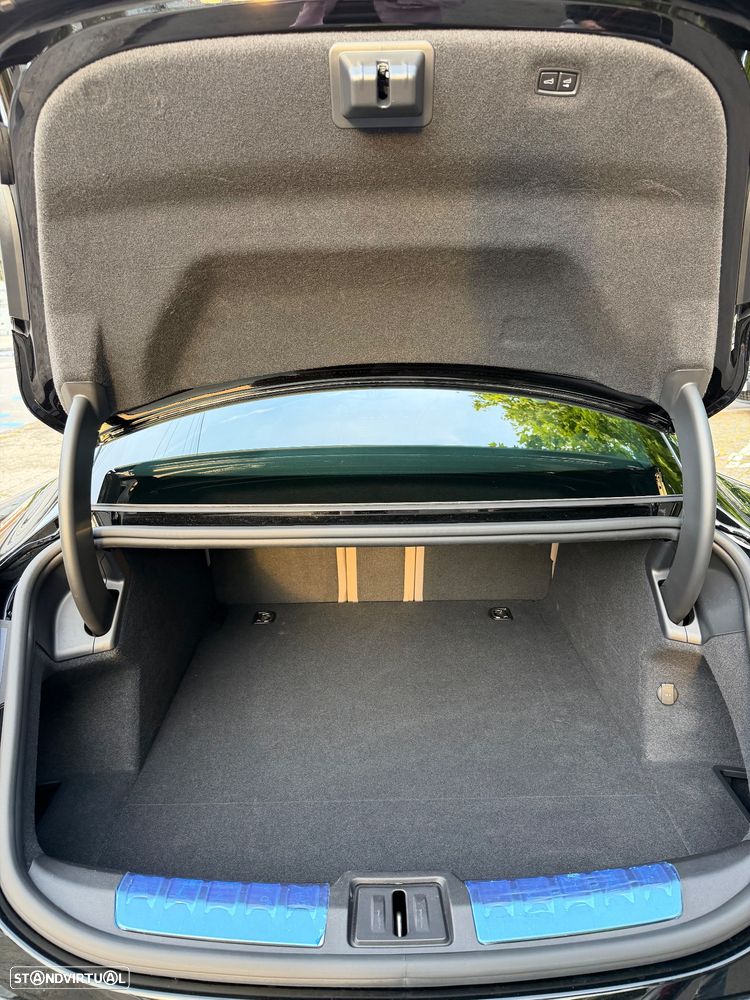 Porsche Taycan Bateria Performance Plus - 26