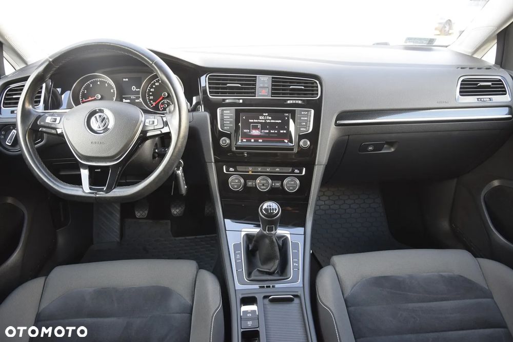 Volkswagen Golf 1.4 TSI BMT Highline - 4