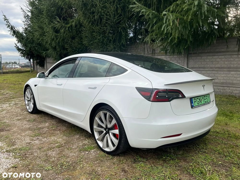 Tesla Model 3 Performance AWD - 37