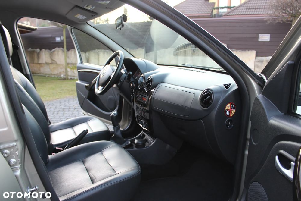 Dacia Duster 1.6 16V 4x2 Prestige - 18