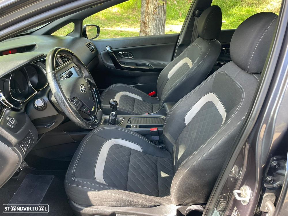 Kia Ceed SW 1.6 CRDi GT Line - 8