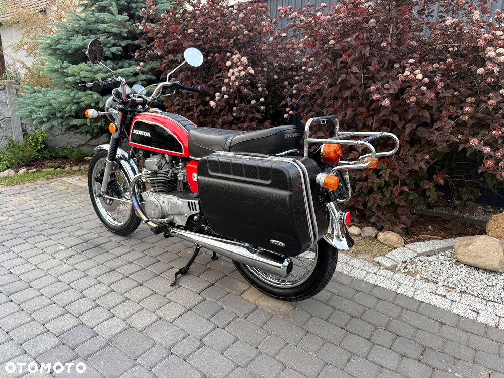 Honda CB - 12