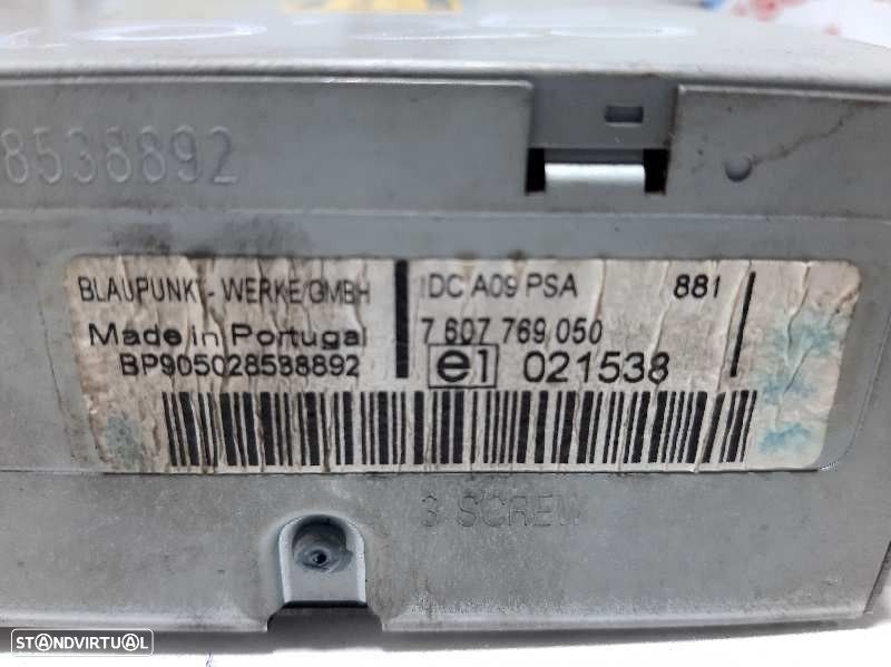 SISTEMA AUDIO / RADIO CD PEUGEOT 307 2001 - 2