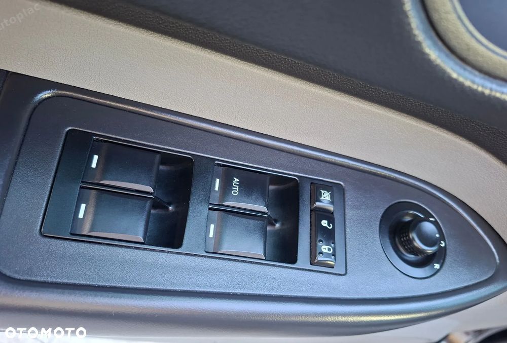 Dodge Magnum 2.7 V6 - 22