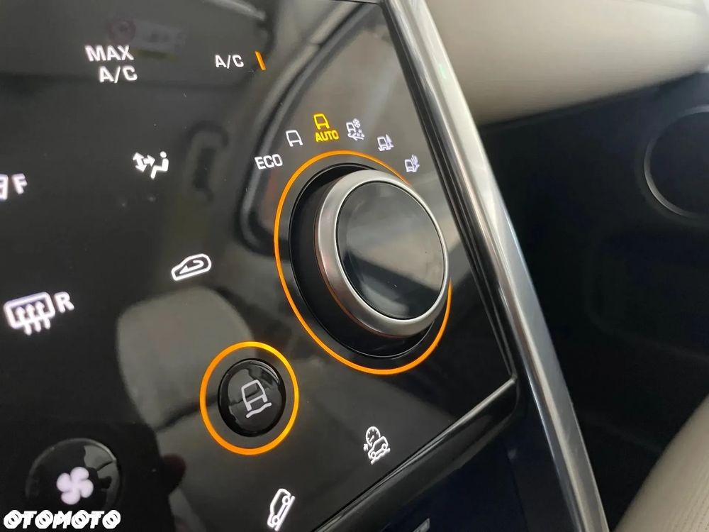 Land Rover Discovery Sport 2.0 P200 mHEV Urban Edition - 33