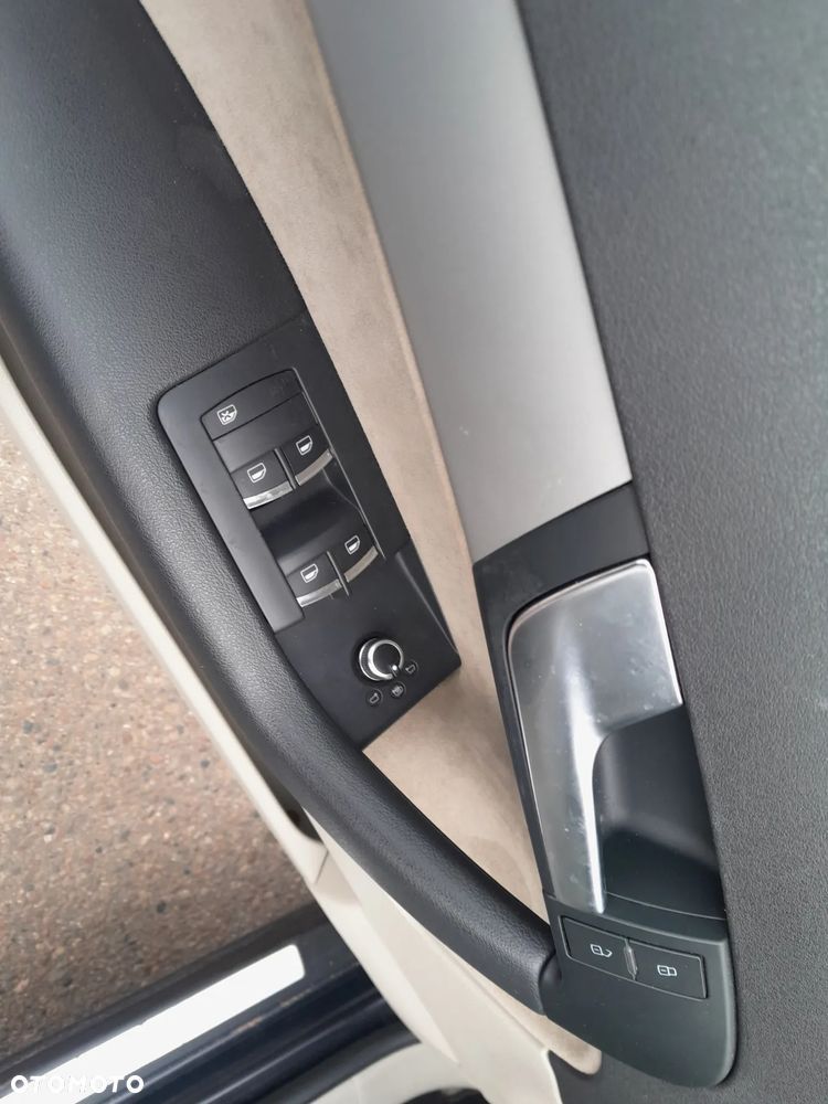 Audi A3 Sportback 2.0 TDI DPF quattro S line Sportpaket - 10