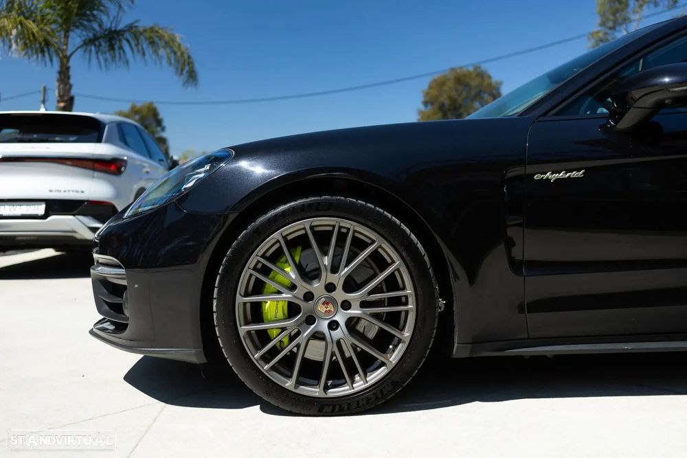 Porsche Panamera Sport Turismo 4 E-Hybrid Platinum Edition - 14