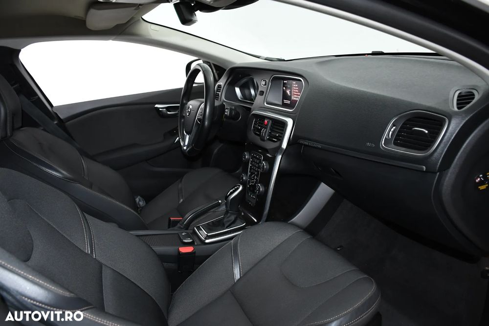 Volvo V40 - 14