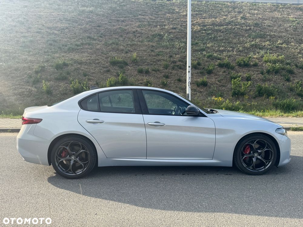 Alfa Romeo Giulia 2.0 Turbo Veloce - 5
