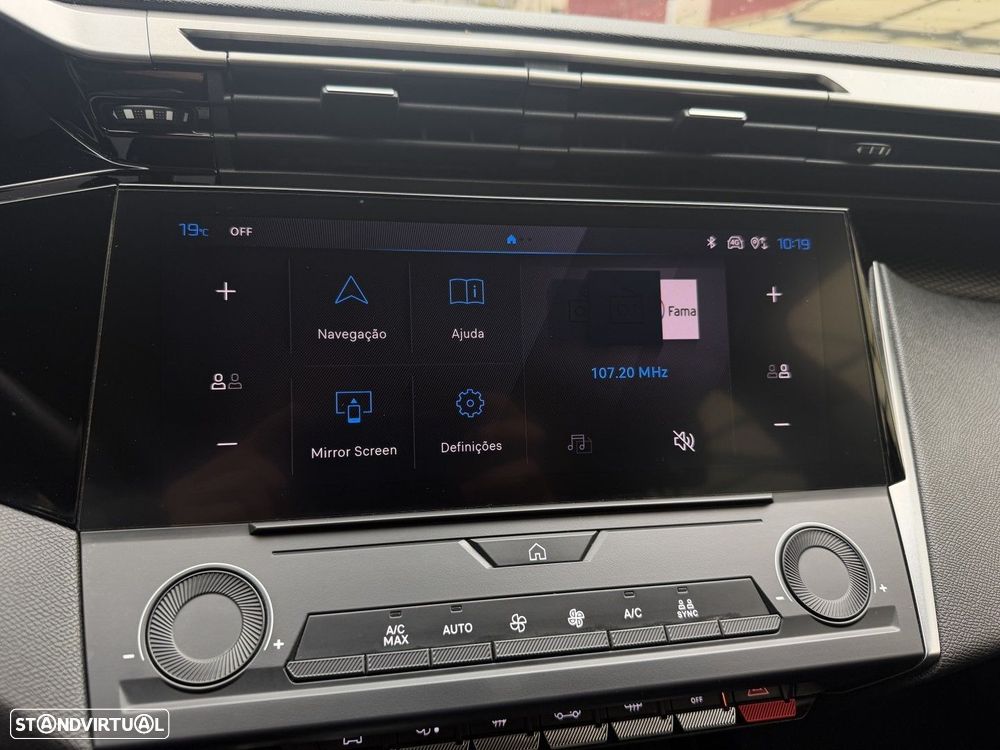 Peugeot 308 1.6 Hybrid Allure Pack e-EAT8 - 36