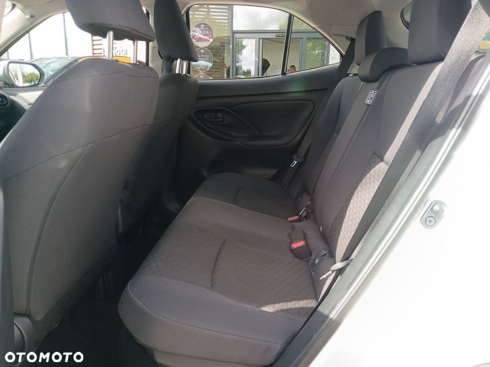 Toyota Yaris Cross Hybrid 1.5 Comfort - 16