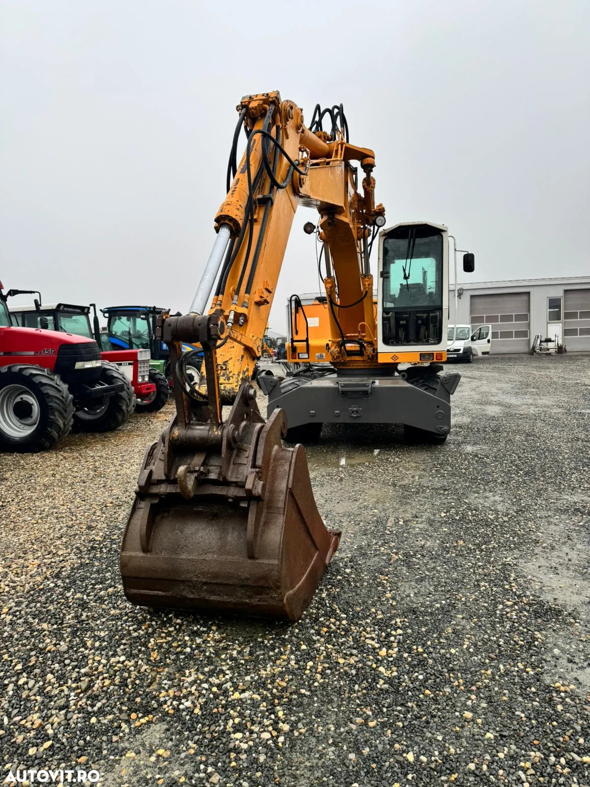 Liebherr A316 - 3