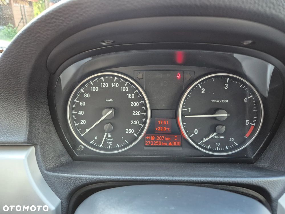 BMW Seria 3 318d DPF Edition Exclusive - 17